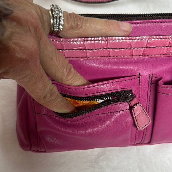 Brighton Beautiful Pink leather crossbody bag with bag charms - Picture 6 of 13